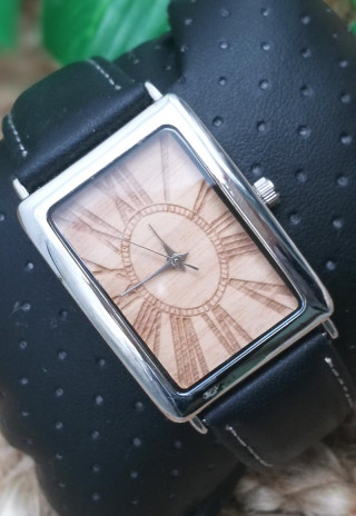 880GW Unisex Strap Watch