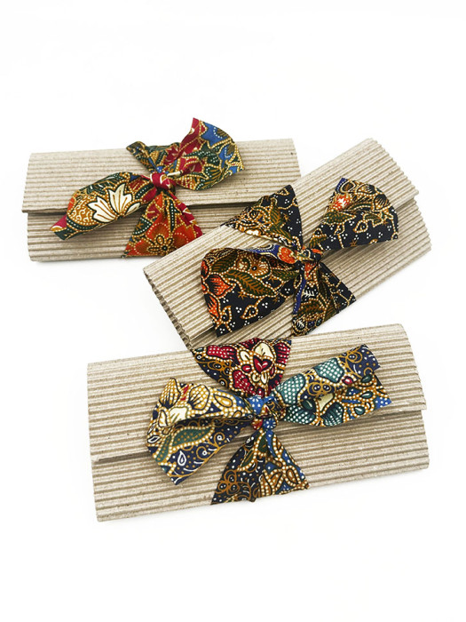 Eco-Friendly Packaging Flex E-Flute with Batik Ribbons 