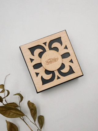 PC00040-1B Hari Raya Gift Box 10.8cm X 10.8cm X 4.5cm PC00040-1B Hari Raya Gift Box 10.8cm X 10.8cm X 4.5cm